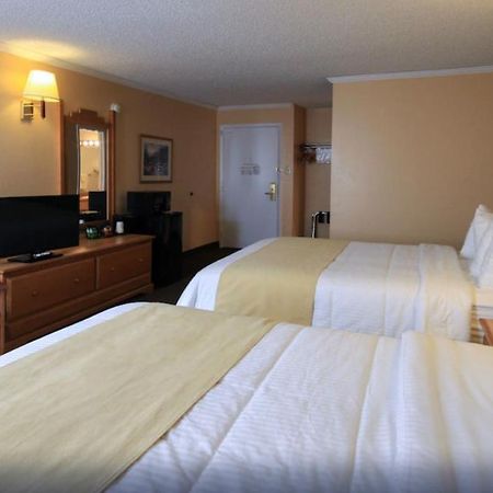 Yellowstonepark Inn&Suites Livingston Bagian luar foto