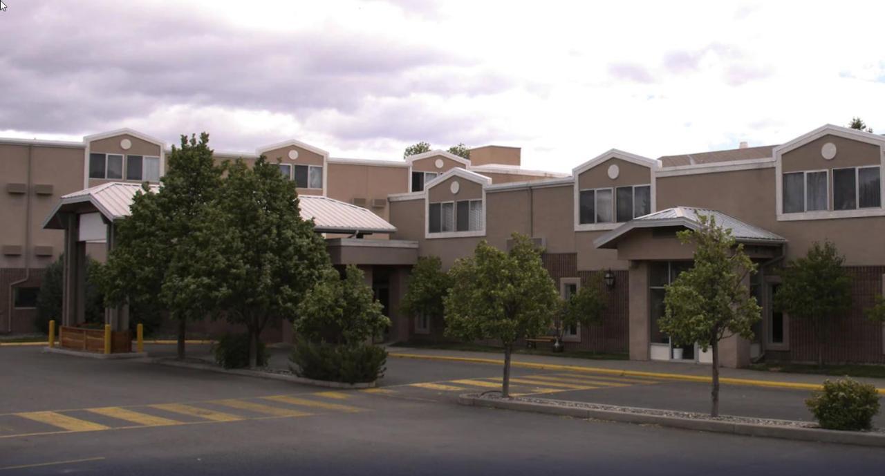 Yellowstonepark Inn&Suites Livingston Bagian luar foto